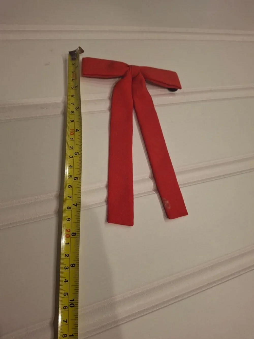 Set Of Three Vintage Clip-On Bow Ties In White Beige & Red 7